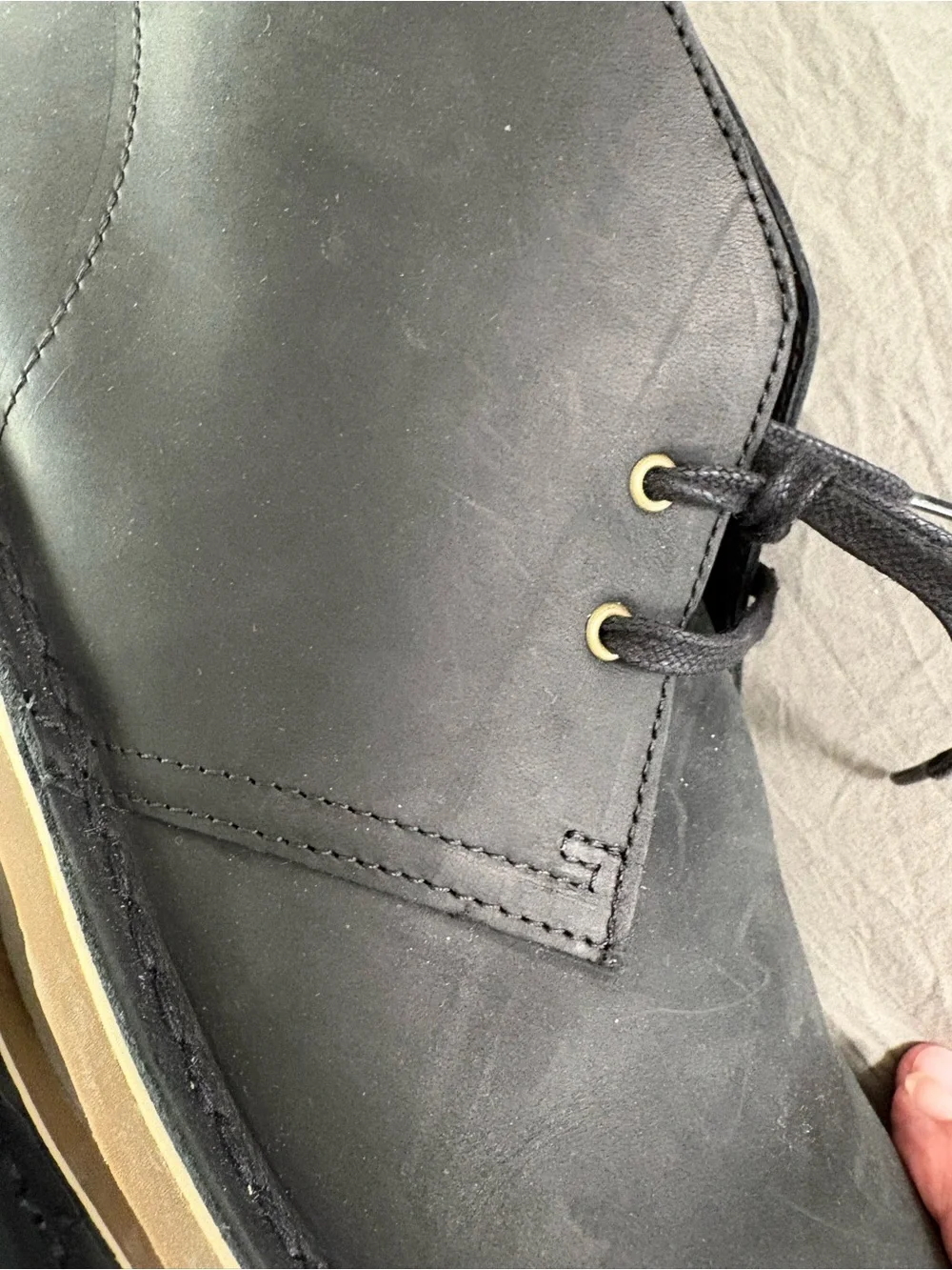 Clarks Shelton Chukka Boots Black. Size 11.